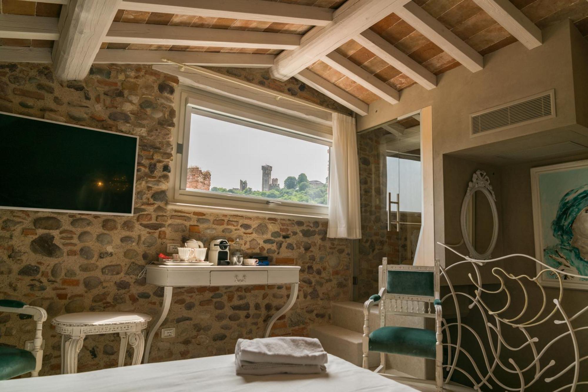 Regia Rosetta - Royal Rooms Borghetto Valeggio sul Mincio Exteriör bild